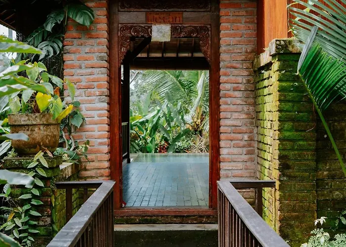 Bedauh Wetan By Manara Villa *